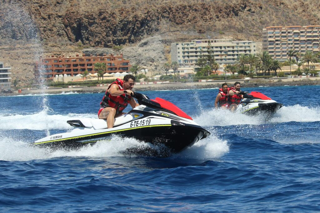 Safari in moto d'acqua di 1 ora