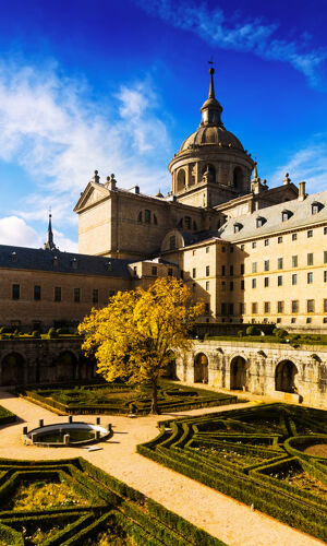 Royal Monastery of El Escorial + Valley of the Fallen: Half Day Trip from Madrid