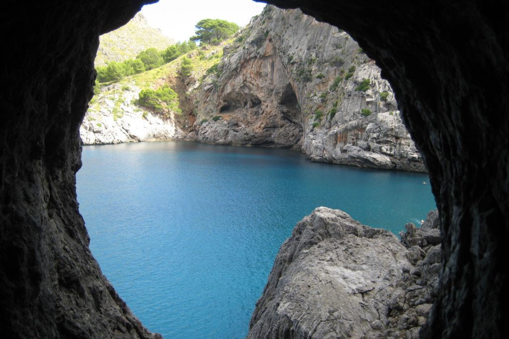 Excursão à ilha de Mallorca: Ônibus, Trem, Bonde e Barco